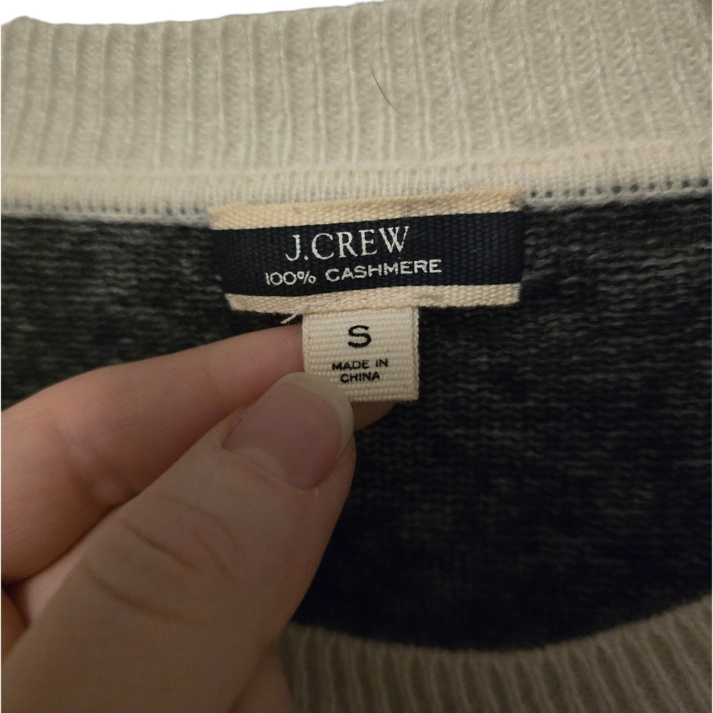 J Crew Cashmere Sweater Size Small - Picture 2 of 6